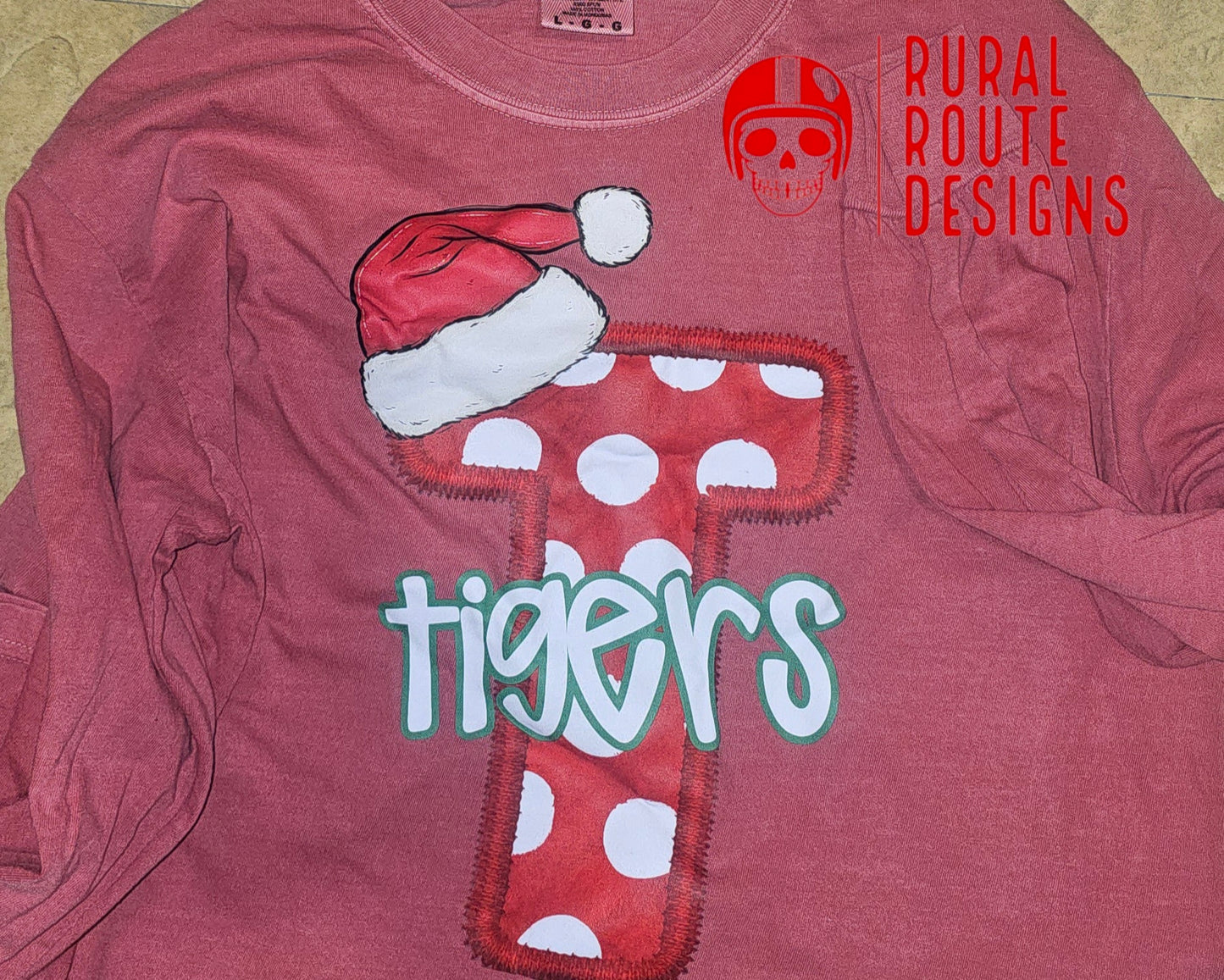 Tigers Santa T