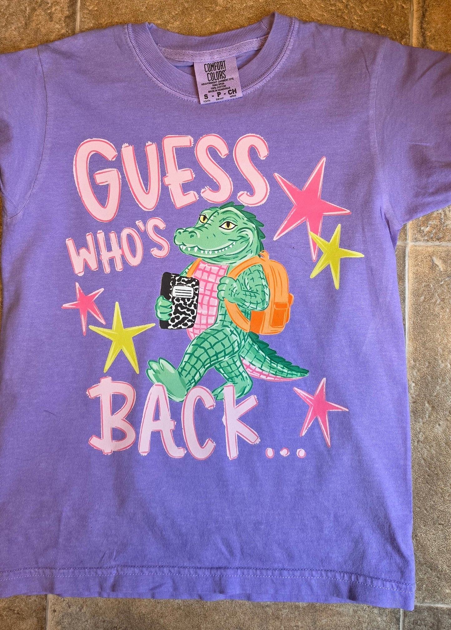 Return to school gator graphic tee